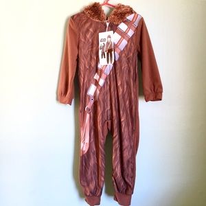 ❤️NWT Kids Star Wars Chewbacca Pajamas (4T)